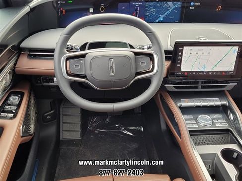 New 2026 Lincoln Nautilus Reserve image 7