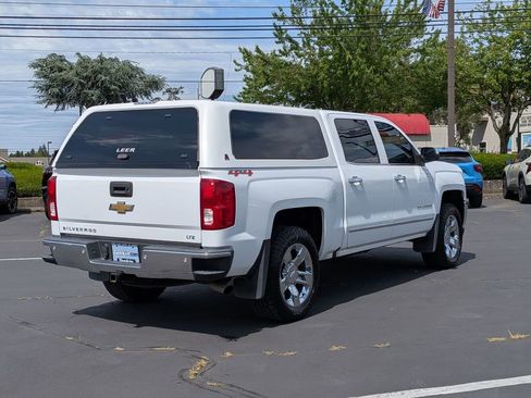 Used 2017 Chevrolet Silverado 1500 LTZ w/ High Desert Package AWD/4WD image 6