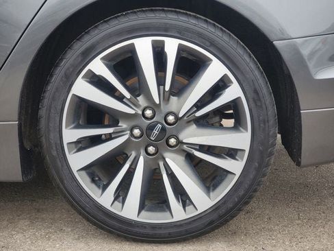 Used 2018 Lincoln MKZ Reserve w/ Climate Package FWD image 33