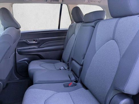 New 2026 Toyota Grand Highlander LE image 15