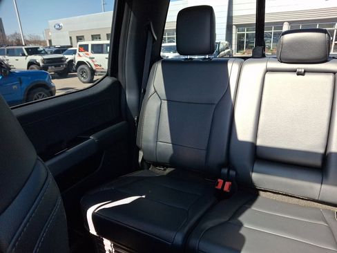 Certified 2023 Ford F350 Lariat w/ Lariat Ultimate Package image 18