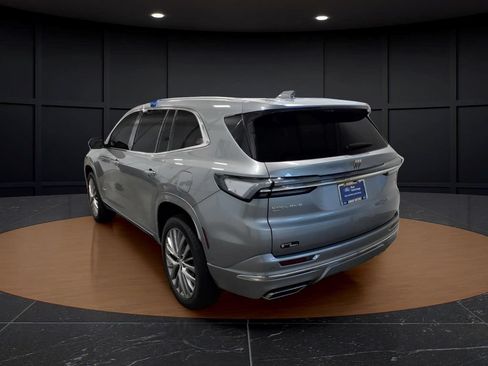 Used 2025 Buick Enclave Avenir w/ Super Cruise Package AWD/4WD image 4