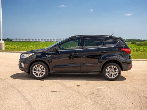 Used 2019 Ford Escape SEL AWD/4WD image 4