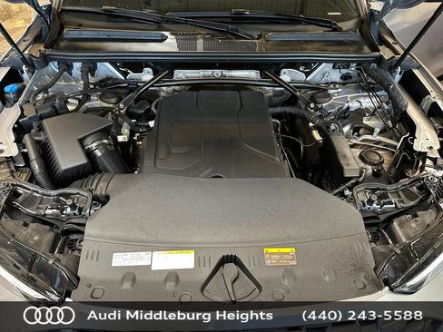 Used 2025 Audi Q5 Premium AWD/4WD image 26