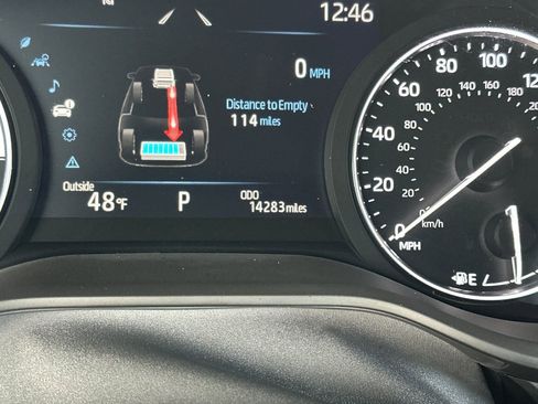 Certified 2024 Toyota Sienna Platinum image 32