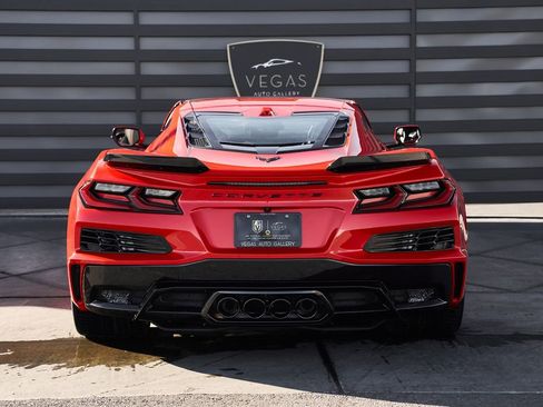 Used 2023 Chevrolet Corvette Z06 w/ Stealth Interior Trim Package RWD image 19