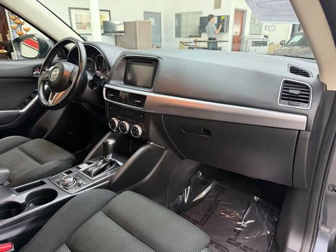 Used 2016 MAZDA CX-5 Touring w/ Bose/Moonroof Package AWD/4WD image 17