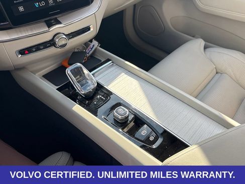 Certified 2026 Volvo XC60 B5 Ultra AWD/4WD image 20