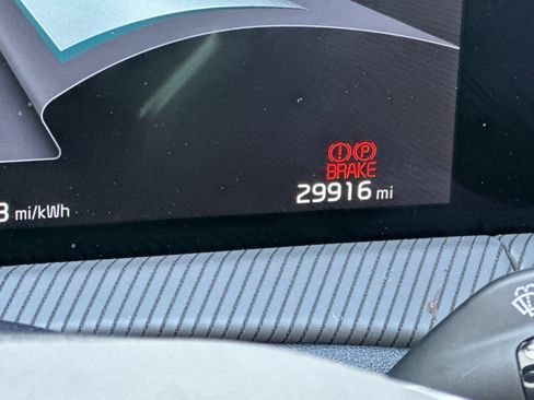 Certified 2024 Kia EV6 GT-Line w/ GT-Line White Seat Package image 28