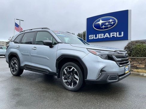 Certified 2025 Subaru Forester Limited image 2