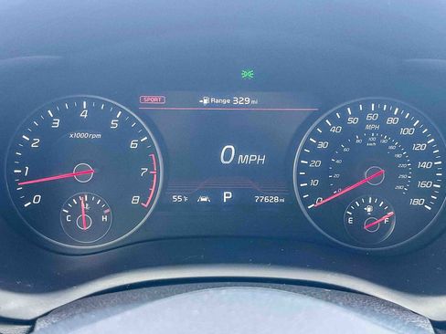 Used 2019 Kia Stinger GT1 image 22