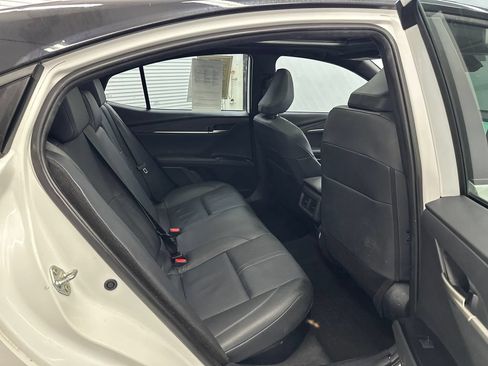 Used 2025 Toyota Camry XSE FWD image 16