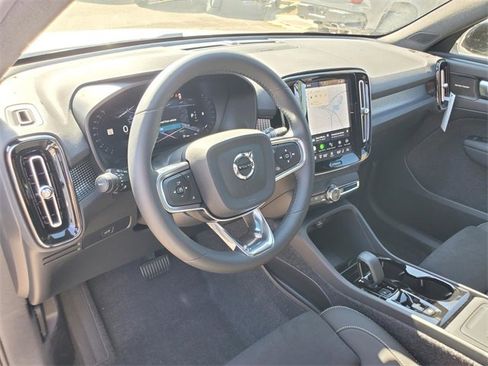 New 2026 Volvo XC40 B5 Ultra w/ Protection Package Premier image 16