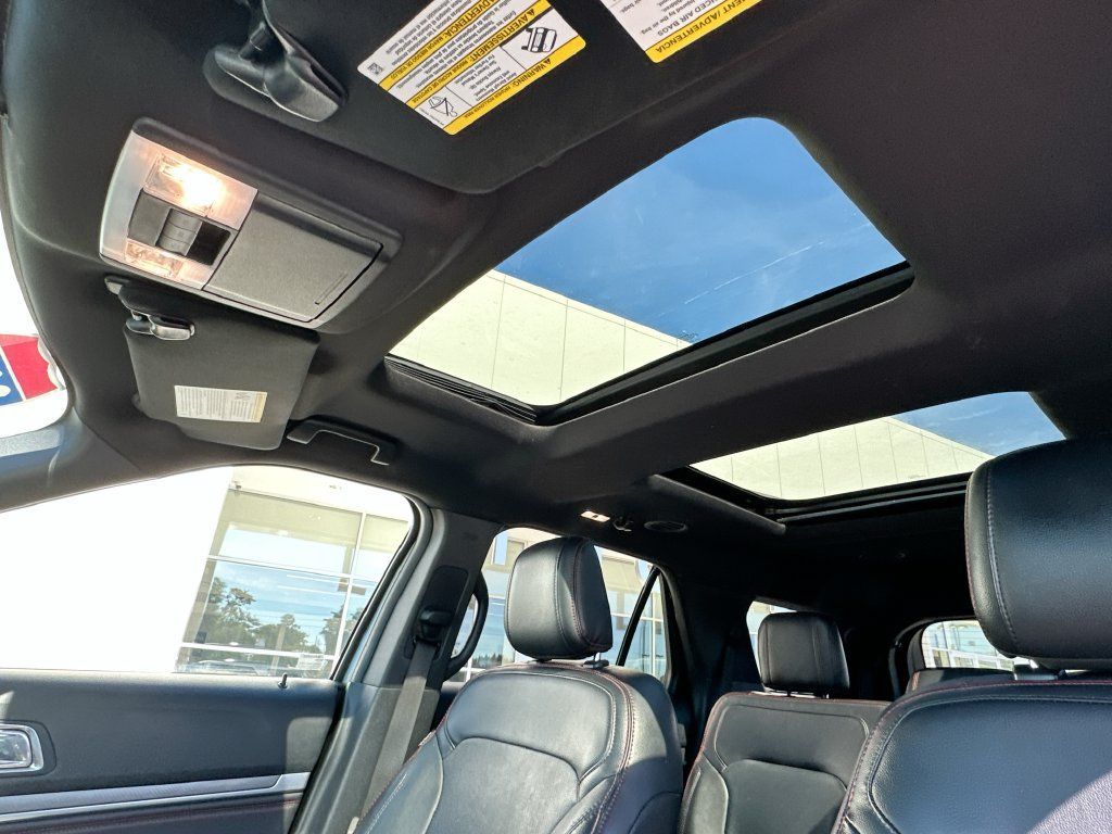 Used 2019 Ford Explorer Sport AWD/4WD image 11