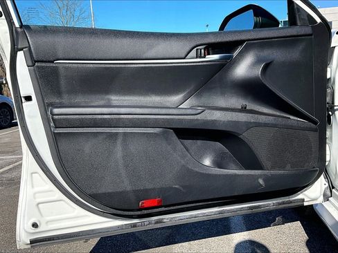 Used 2024 Toyota Camry LE image 21