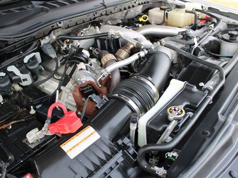 Used 2020 Ford F350 XL w/ Power Equipment Group image 18