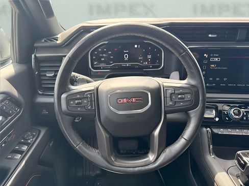 Used 2022 GMC Sierra 1500 AT4 w/ AT4 Premium Package AWD/4WD image 16