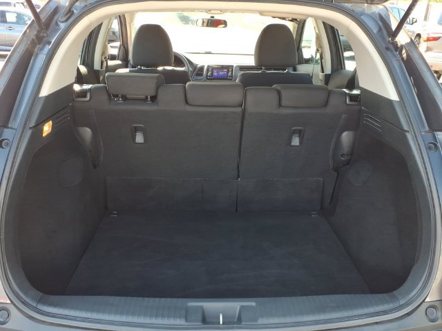 Used 2016 Honda HR-V LX image 10