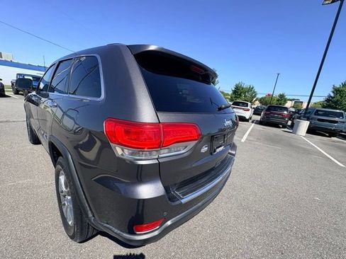 Used 2016 Jeep Grand Cherokee Limited RWD image 4