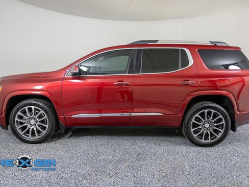 Used 2020 GMC Acadia Denali w/ Trailering Package AWD/4WD image 4