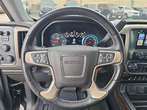 Used 2018 GMC Sierra 1500 Denali AWD/4WD image 19
