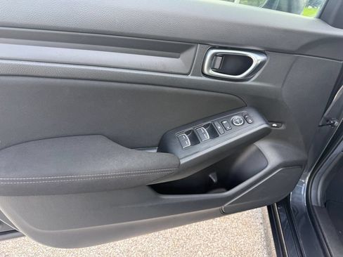 Used 2025 Honda Civic LX image 5