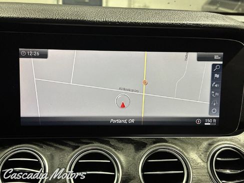 Used 2018 Mercedes-Benz E 300 4MATIC image 16