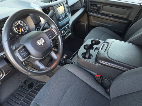 Used 2022 RAM 2500 Tradesman image 9