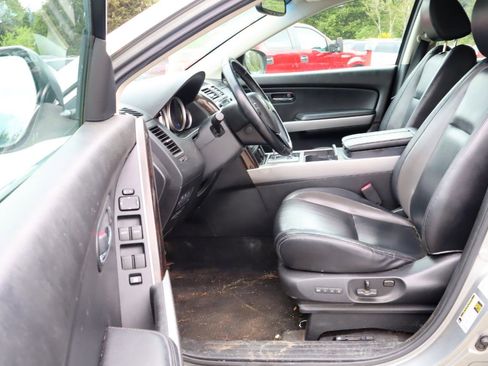 Used 2010 MAZDA CX-9 Grand Touring w/ Moonroof & Bose Audio Pkg AWD/4WD image 6