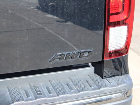 Used 2020 Honda Ridgeline Black Edition image 9