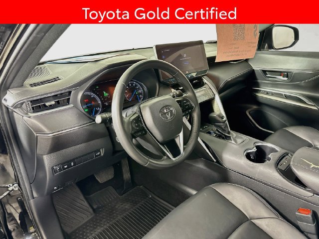 Used 2024 Toyota Venza XLE AWD/4WD image 10