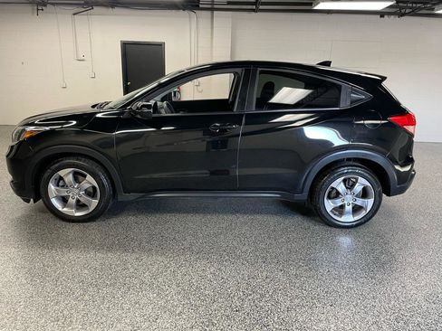 Used 2016 Honda HR-V EX image 7