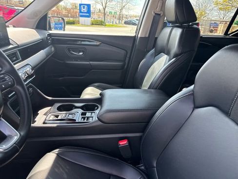 Certified 2025 Honda Pilot EX-L image 14