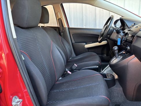 Used 2012 MAZDA MAZDA2 Touring image 14