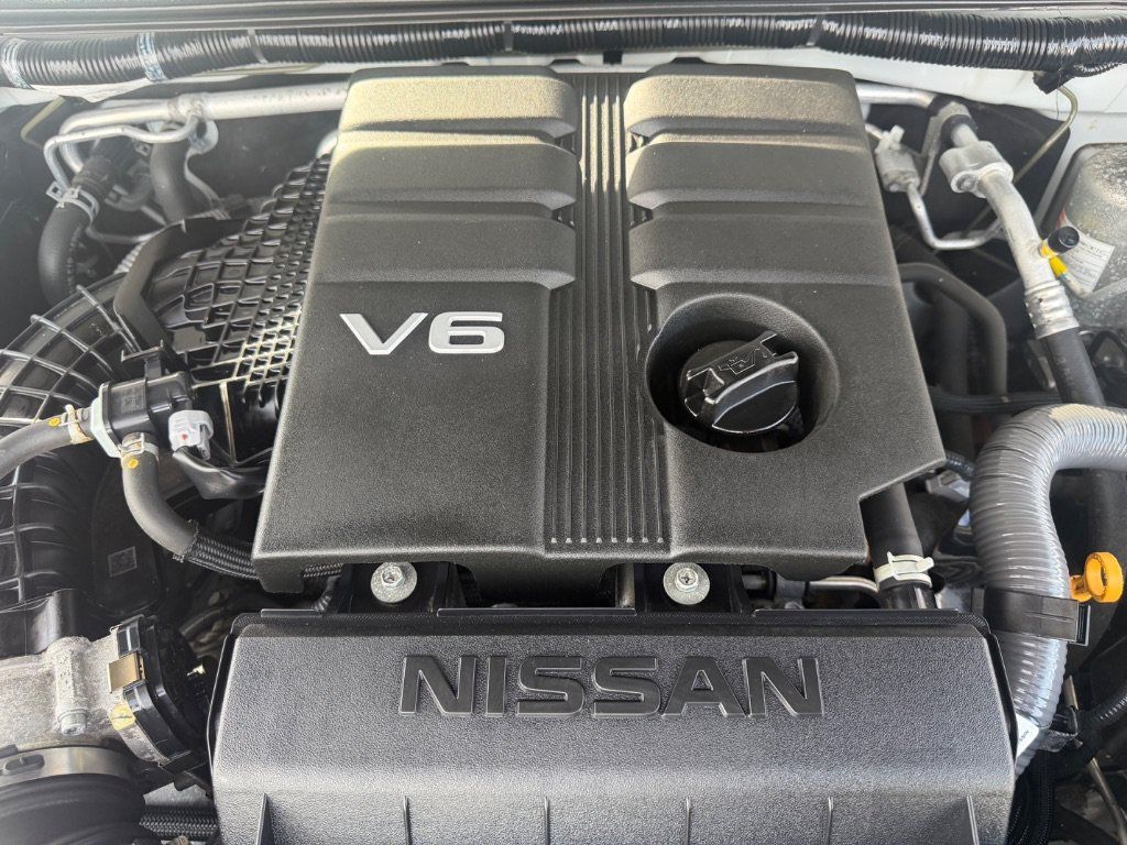 Used 2021 Nissan Frontier S AWD/4WD image 17