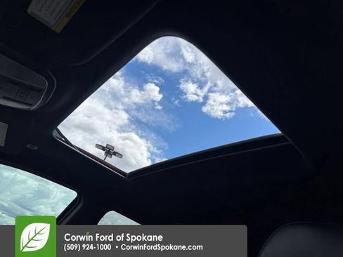 Used 2019 Jeep Grand Cherokee Altitude AWD/4WD image 32