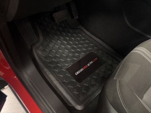 Used 2025 Chevrolet Blazer LT image 15