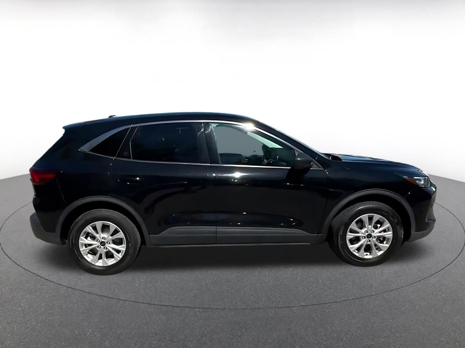 Used 2024 Ford Escape Active AWD/4WD image 15