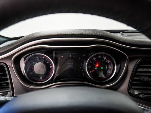 Used 2019 Dodge Challenger GT w/ Plus Package RWD image 21