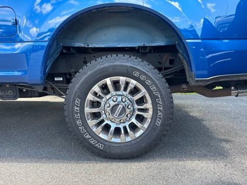 Certified 2022 Ford F250 XLT w/ XLT Premium Package AWD/4WD image 8