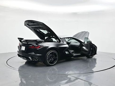 Used 2025 Chevrolet Corvette Stingray Coupe w/ Z51 Performance Package image 50