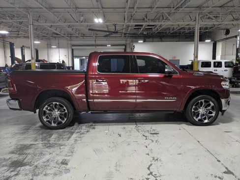 Used 2022 RAM 1500 Limited AWD/4WD image 2