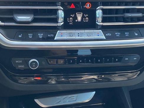 Used 2023 BMW X3 sDrive30i image 11