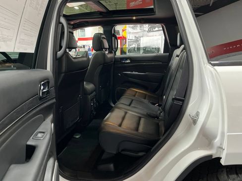 Used 2021 Jeep Grand Cherokee High Altitude AWD/4WD image 20