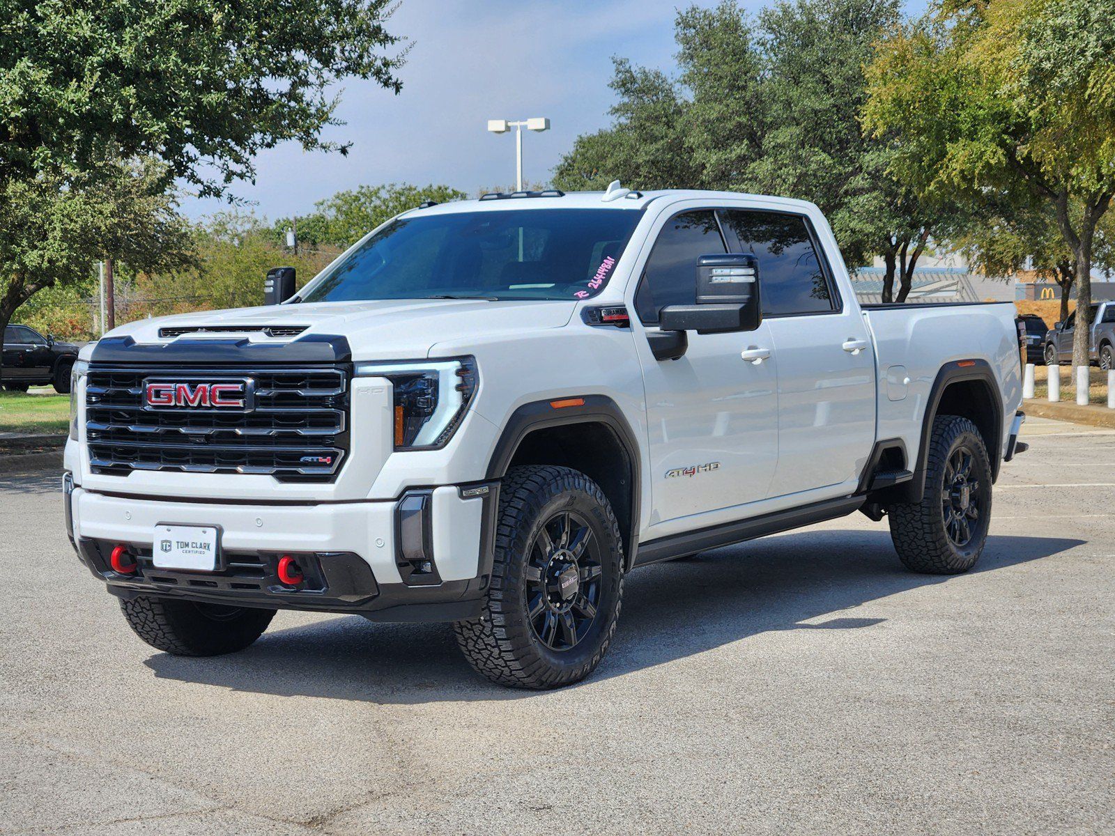 Used 2024 GMC Sierra 2500 AT4 w/ AT4 Premium Plus Package AWD/4WD image 2