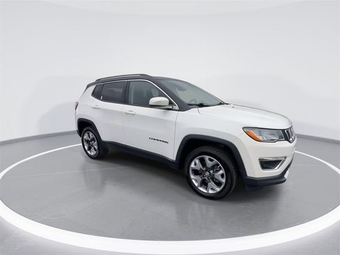 Used 2021 Jeep Compass Limited image 2