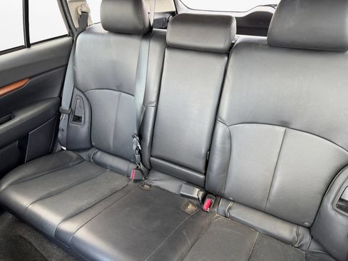 Used 2014 Subaru Outback 3.6R Limited AWD/4WD image 15