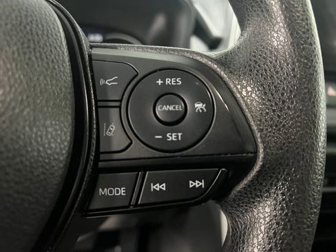 Used 2023 Toyota RAV4 LE image 12