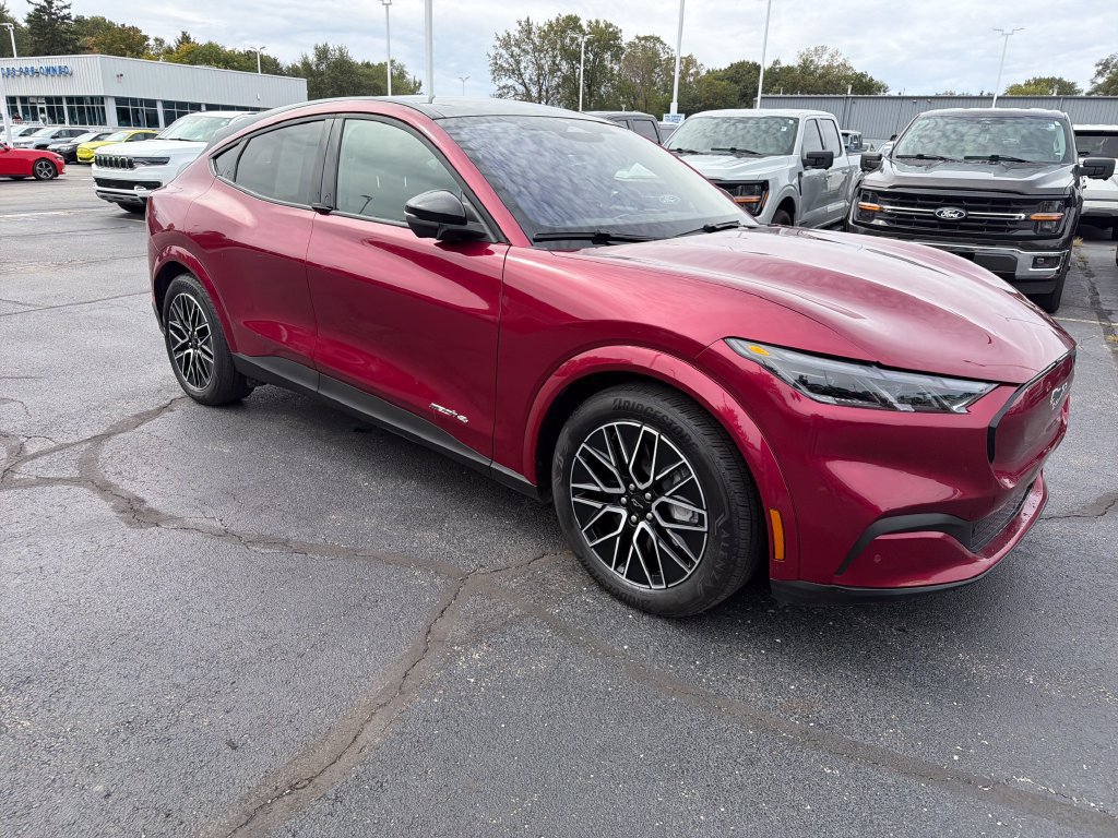 Used 2025 Ford Mustang Mach-E Premium AWD/4WD image 13