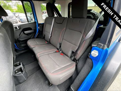 Used 2023 Jeep Wrangler Unlimited Rubicon AWD/4WD image 22